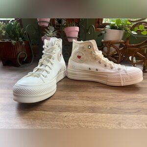 Converse Women Chuck Taylor All Star Lift HI Egret/Fever Dr/Egret Hearts Love